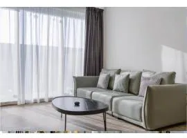 Peaceful 2BR Seaside Penthouse - by HostMT