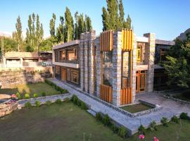 Kesar Palace Hotel & Restaurant, Skardu，位于锡卡都的自助式住宿