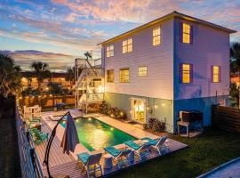 HeatedPool HotTub 3min2Beach GameRm PetFriendly, hotel in St. Augustine