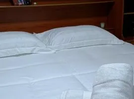 Cozy Fresk Bunk'art Apartment