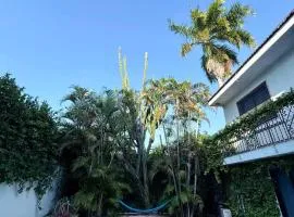 Alojamiento tranquilo en Casa con Piscina