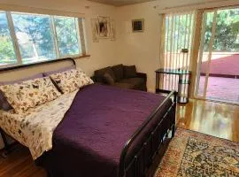 BnB Kent WA, 98030, Private Bathroom