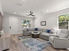 NEW Casa Cereza - Stunning New Build In Old Tampa