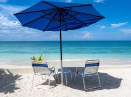 Hideaway at Seagull #25 Condo, condo din George Town