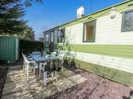 Meadow Island Caravan