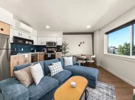 2BR Cozy Apartment in DT