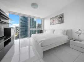 W Miami - LUXURY condo Amazing Views