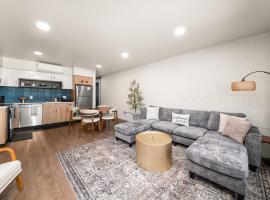 DT 2br 2bath Apartment, hotel in Spokane