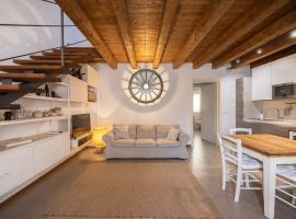 Flat Unipol Arena – hotel w mieście Riale