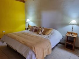 Aldea de los Cerros, hotel in Yacanto