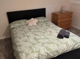 Quarto privativo em uma casa com outros quartos e banheiro compartilhado, hotel v destinaci Peterborough