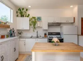 The Malibu Retreat Apartments