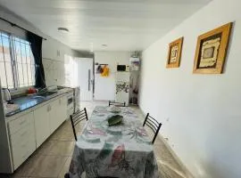 Apartment with garage, for 4 people, 3 blocks from the Hospital