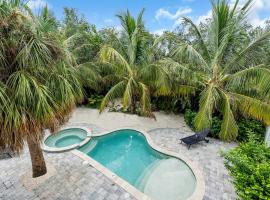 Bradenton Stay, Private Pool, HotTub, Priv Terrace、ブレーデントンのホテル