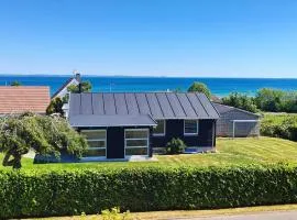 6 person holiday home in Augustenborg