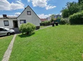 Ganzes Ferienhaus für 6 Personen in Kassel, so privat wie zu Hause ! inkl Gratis Parkplätze, WiFi, Smart TV, Top Lage