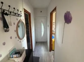 Plesivica Hillside HolidayHome Hot-Tub - 1 Bedroom