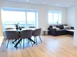 Modern Apartment with Balcony & Stunning Views