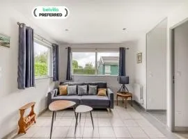 Bronte s Coastal Retreat