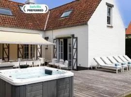 Luxury Villa in Sint-Idesbald with Jacuzzi