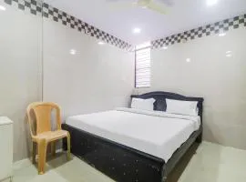 Hotel O Aroma Classic Near Nampally Railway station