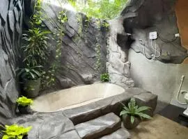 Ama Eco Lodge