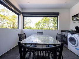 Oreo - Destination Guyane, hotel i Saint-Laurent du Maroni