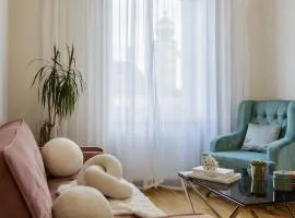 Synagogue Skyline View Walk to Deák & Fashion St