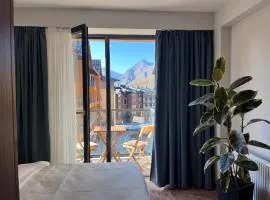 Cozy apartment next to ice rink