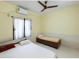 Ac Private Room At ovale naka Ghodbunder road Thane West