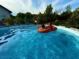 Lodge am Wasser, Wald, Stadt und Berg