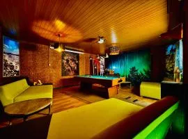 Lodge am Wasser, Wald, Stadt und Berg