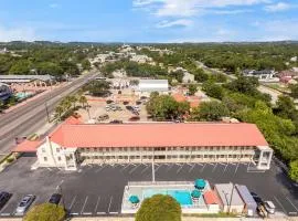 Super 8 by Wyndham Fredericksburg