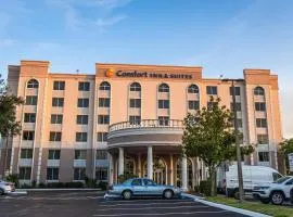 Comfort Inn & Suites Lakeland North I-4