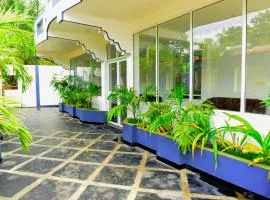 Royal Beach Hotel