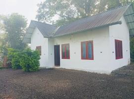 Munnar Hills And Mist Views, cabin in Anachal