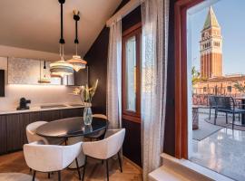 Palazzo Rota Luxury Apartments, Hotel in Venedig