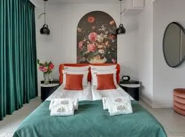 DEO PLAZA Boutique Apartments by Downtown Apartments