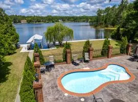 Private Pool WaterEdge Lake House