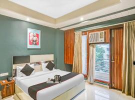 Hotel Church House -Rohini Sector 15, ξενοδοχείο στο Νέο Δελχί