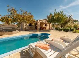 Villa Callista with Pool