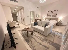 HARF310 Modern Studio w Balcony at Yas Island