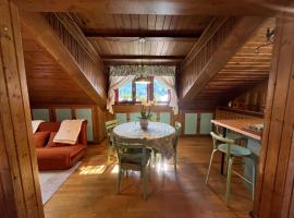 Renovated Mountain View Appartment, apartment in Auronzo di Cadore