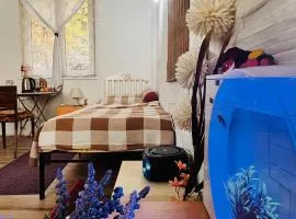 Private Guest Room with Garden Access