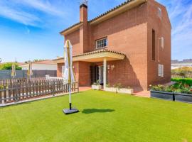 Golden Villa，位于坎布里尔斯的酒店