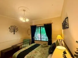 Korla Cottage, Leura Family & Pet Friendly Stay