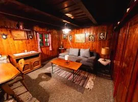 Almhütte am Steirischen Seeberg