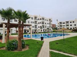 Residence Colina smir – hotel w mieście Sania Torres