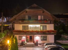 Gasthof - Pension Durnthaler, habitación en casa particular en Tröpolach