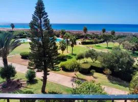 Sisos Place, Ático primera línea de playa